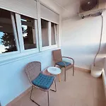 公寓 2 Bedroom Apartment/parking/market *