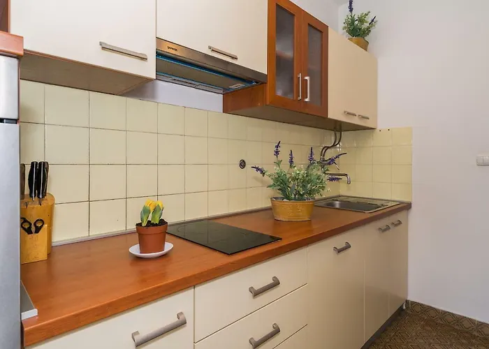 Appartamento 2 Bedroom Apartment/parking/market *